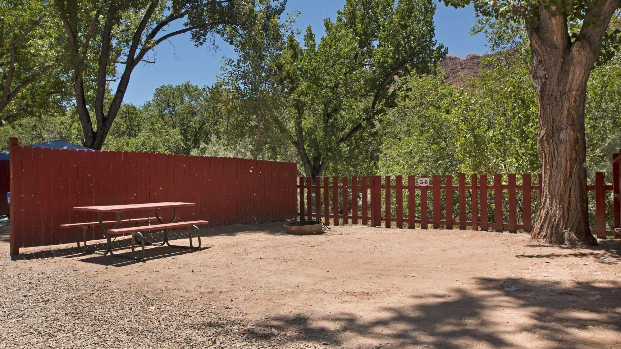 Sun Outdoors Moab Downtown Hotel ภายนอก รูปภาพ